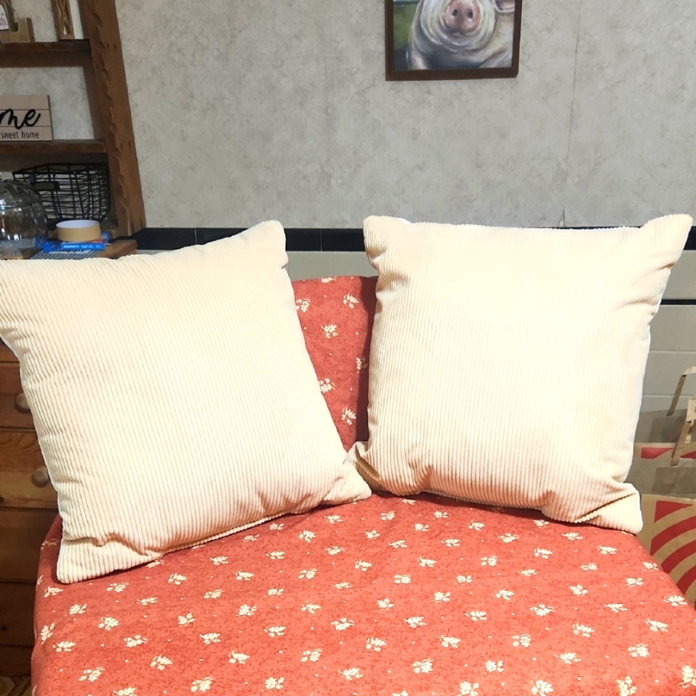 room essentials throw pillows